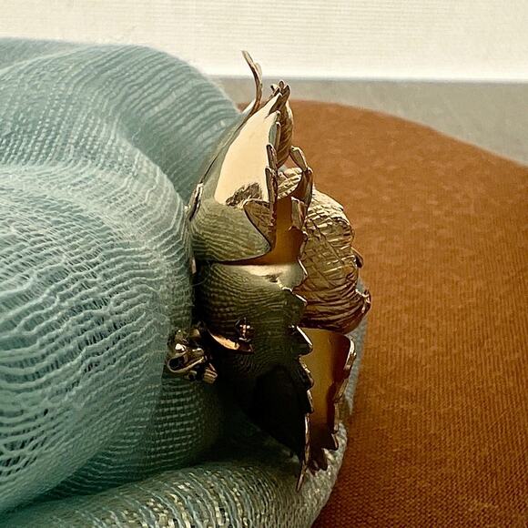 Vintage 12K Gold Filled TK Textured Flower Brooch 1960s Mid Century Sharp Edges - Picture 7 of 8